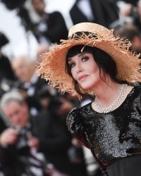 Isabelle Adjani revient à la musique avec le groupe électro The Penelopes