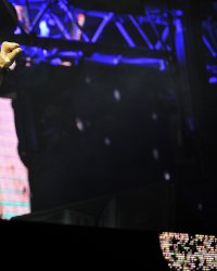 David Guetta a songé à faire assurer ses doigts