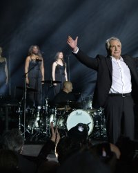 Michel Sardou : "Les Lacs du Connemara" au coeur du défi fou d'une radio belge