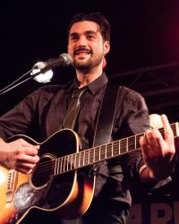 Florent Mothe, partant pour représenter la France à l'Eurovision ?