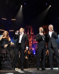Notre-Dame de Paris : Luc Plamondon est partant pour réunir le casting d'origine