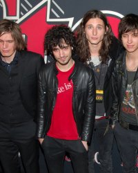 Les Strokes confirment un nouvel album et dévoilent un morceau inédit