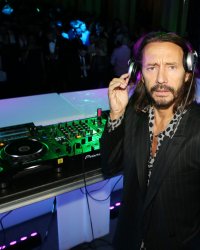 Bob Sinclar a 50 ans : que savez-vous vraiment de lui ?