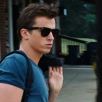 Footloose - Bande annonce 1 - VO - (2011)