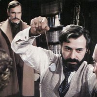 Sherlock Holmes attaque l'Orient Express - bande annonce - VO - (1976)