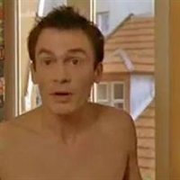 Tom est tout seul - bande annonce - (1995)