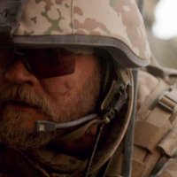 A War - Bande annonce 1 - (2015)