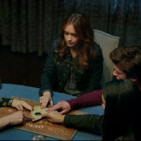 Ouija - bande annonce - VO - (2015)