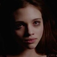 Look Away - Bande annonce 1 - VO - (2018)