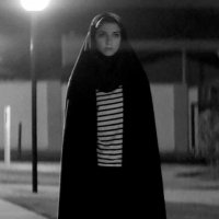 A Girl Walks Home Alone At Night - Extrait 3 - VO - (2014)
