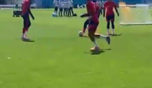 Le premier entraînement des Diables dans le camp de base à Seattle