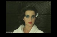 Harper's Bazaar Icons : Katy Perry est sublime en Elizabeth Taylor !