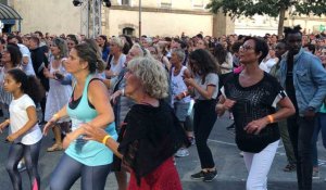 Vannes. 10 000 personnes ont enflammé le bal des pompiers