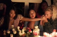 Laeticia Hallyday en larmes sur la tombe de Johnny ce 5 décembre 2019