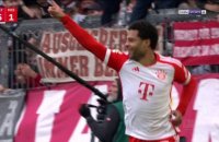 Bundesliga  Quel but sensationnel de Gnabry pour le 6-1 !.mp4