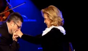 Sylvie Vartan chante "La plus belle pour aller danser"