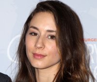 Troian Bellisario
