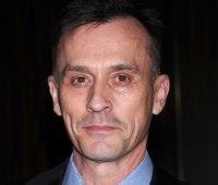 Robert Knepper