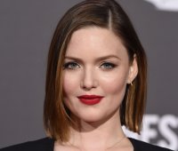 Holliday Grainger