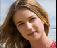 Emily VanCamp