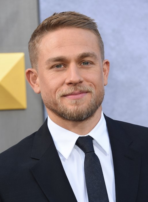 Charlie Hunnam, le beau gosse en vogue Charlie Hunnam, le beau gosse en vogue