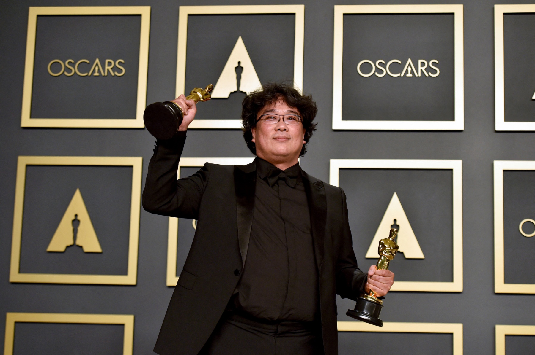 Donald Trump attaque Parasite et les Oscars en plein meeting Donald Trump attaque Parasite et les Oscars en plein meeting