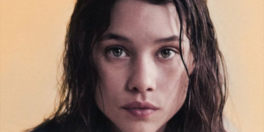 Astrid Berges-Frisbey dans Juliette