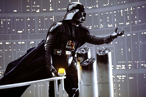 David Prowse en Dark Vador dans L'Empire contre-attaque