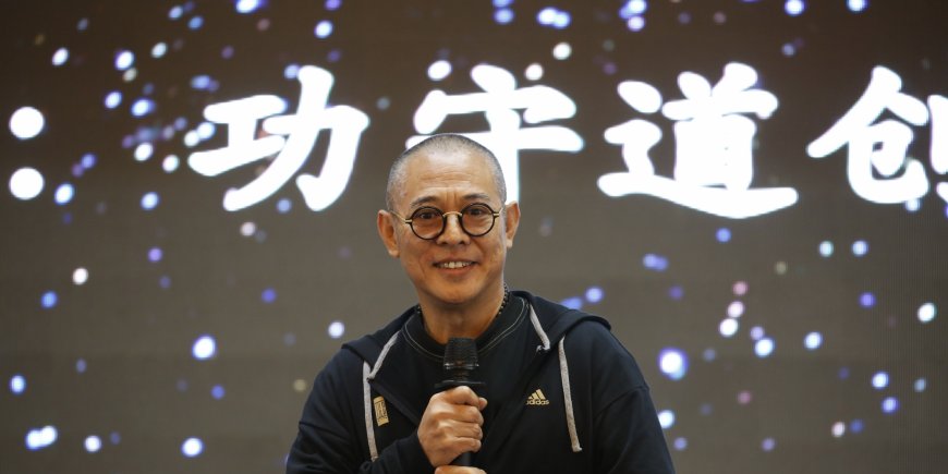 Jet Li lors d'une cérémonie à Tongling, le 3 novembre 2017.