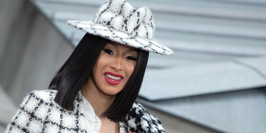 Cardi B au défilé Chanel Womenswear automne-hiver 2020 lors de la Fashion Week de Paris, le 1er octobre 2019.