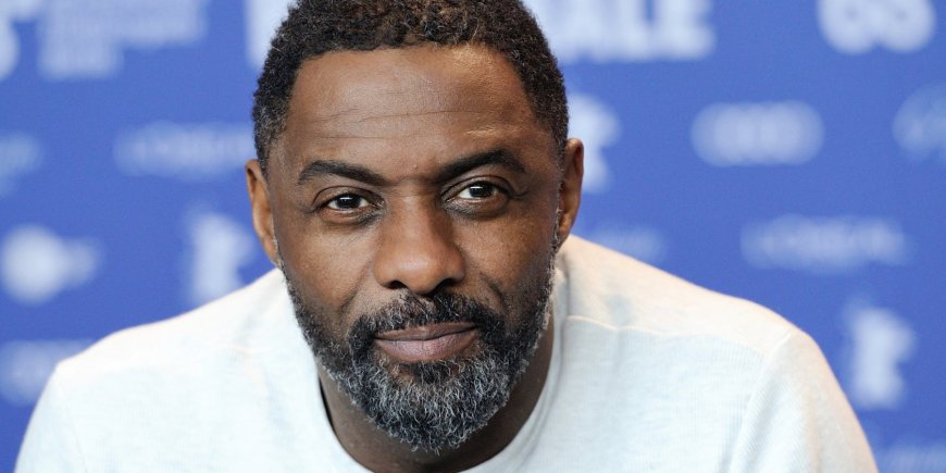 Idris Elba lors de la conférence de presse de