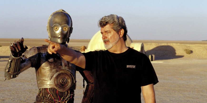 George Lucas et C-3PO en tournage dans le désert tunisien pour