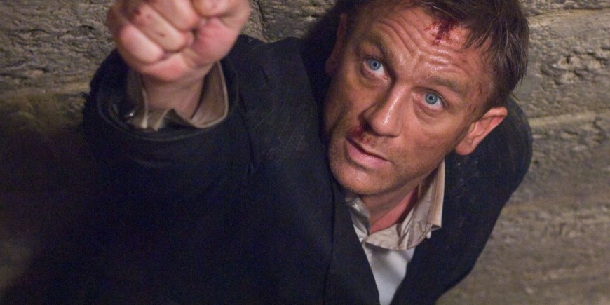 Daniel Craig dans