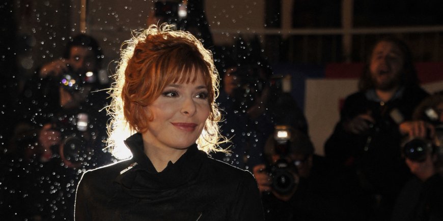 Mylène Farmer lors de la 13e cérémonie des NRJ Music Awards à Cannes, le 28 janvier 2012.