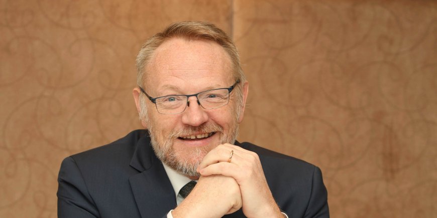 Jared Harris lors d'une conférence de presse pour