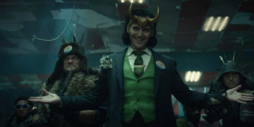 Tom Hiddleston dans la série