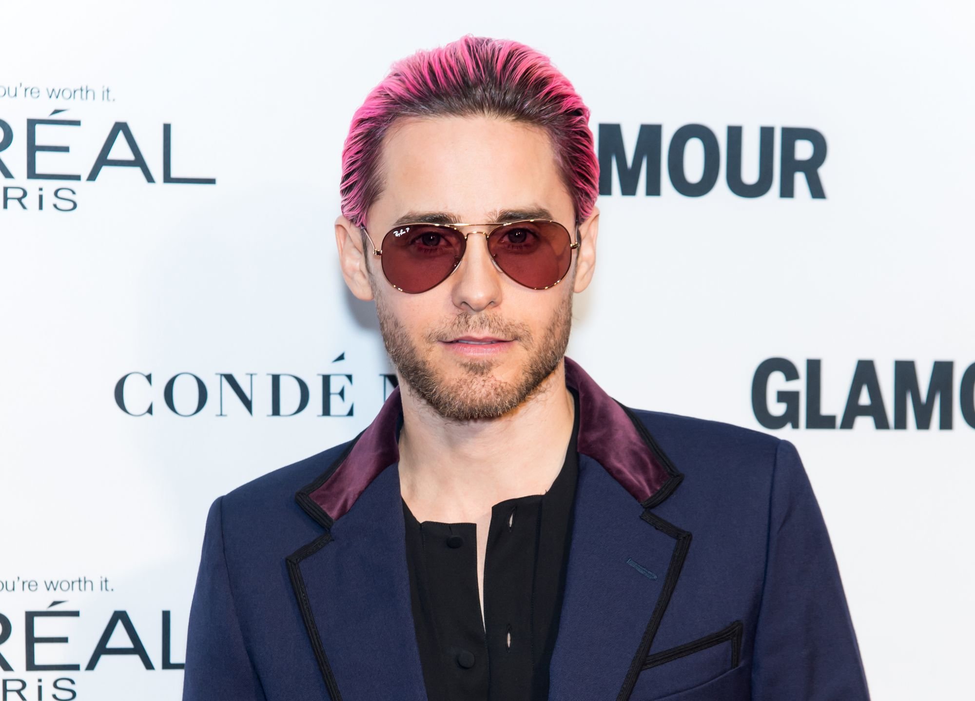 Jared Leto sur le tapis rouge des Glamour's 25th Anniversary Women Of The Year Awards à New York en novembre 2015.
