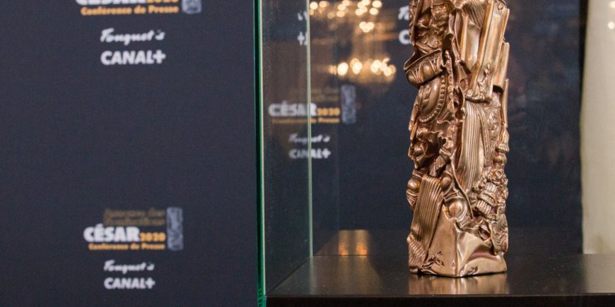 L'Académie des César est au coeur de vives polémiques. 200 stars ont dénoncé ses pratiques jugées