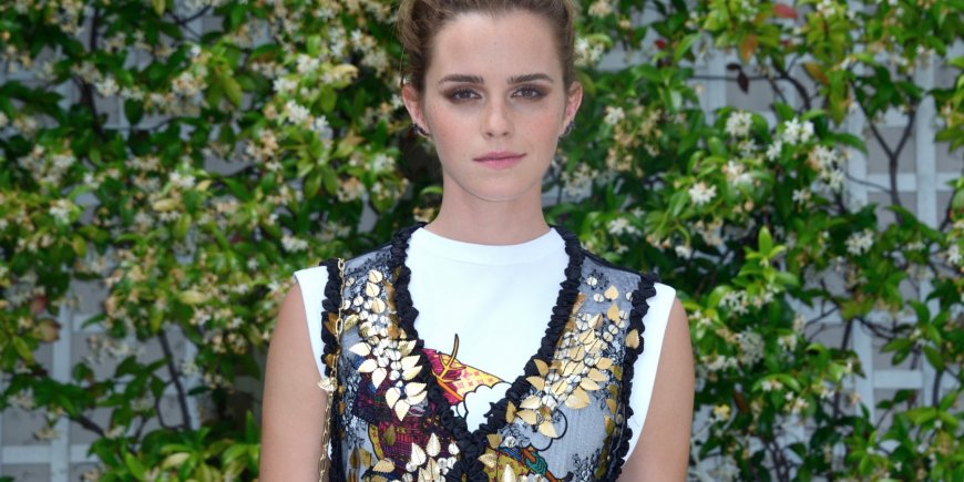 Emma Watson à l'hôtel Bristol à Paris, le 22 juin 2017.