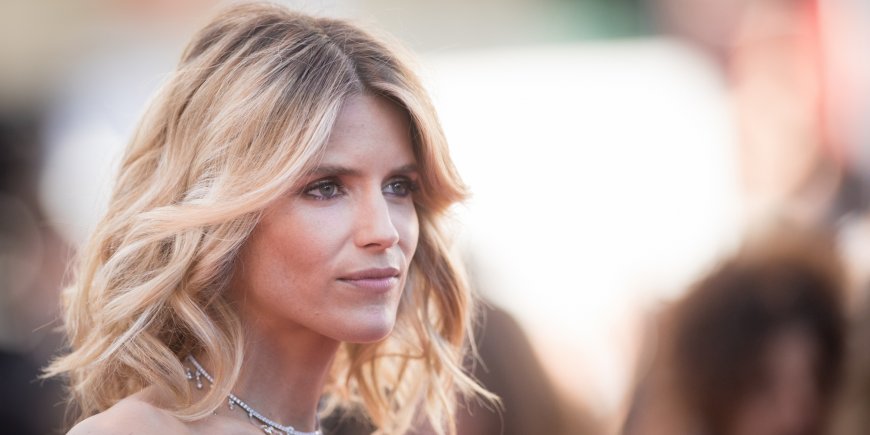 Alice Taglioni lors de la cérémonie d'ouverture du 70e Festival de Cannes, le 17 mai 2017.