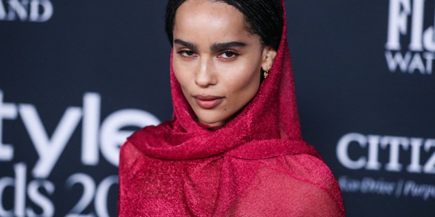 Zoé Kravitz lors des InStyle Awards au Getty Center à Los Angeles, le 15 novembre 2021.