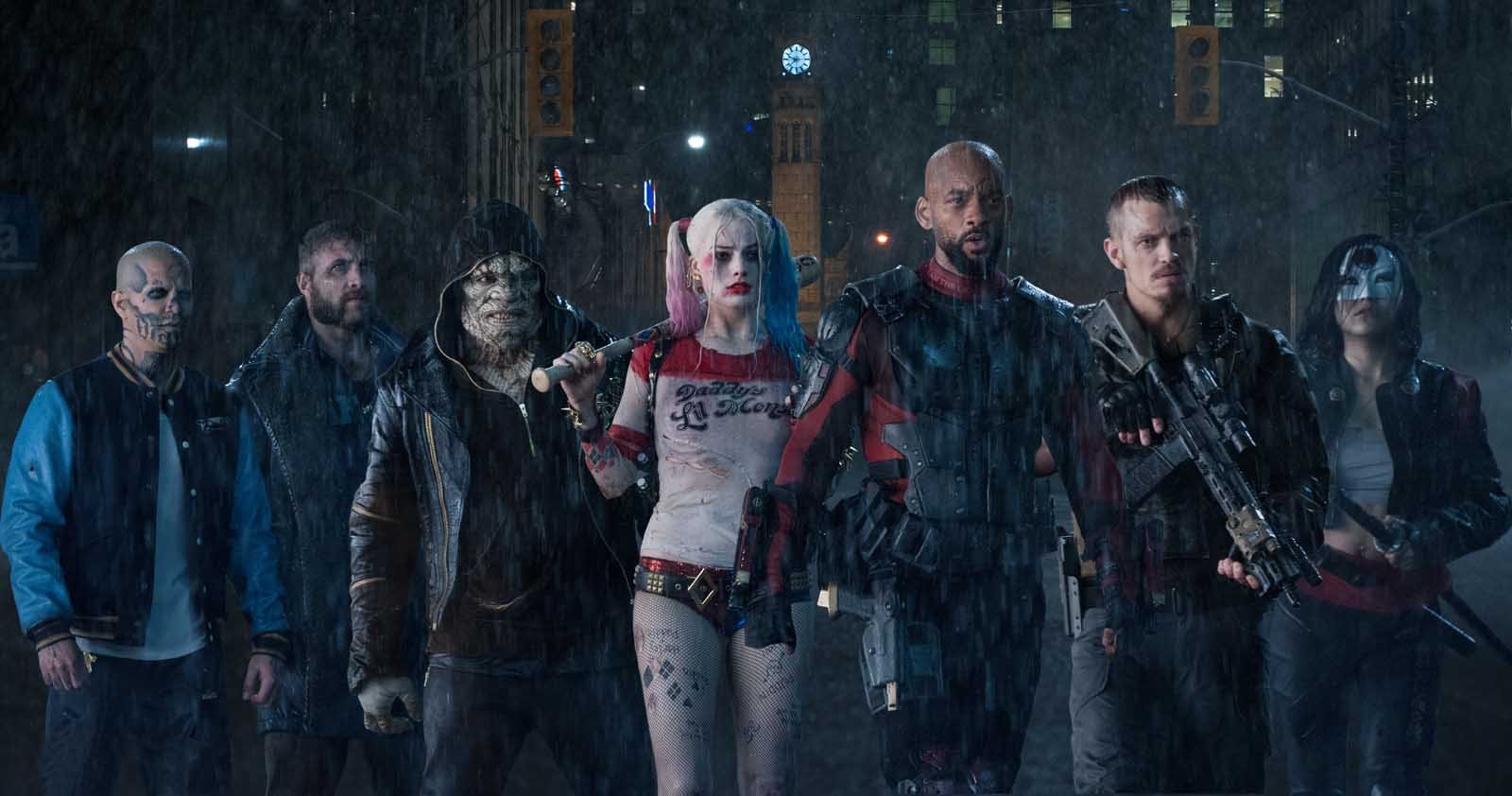 Les membres de la Suicide Squad sous la pluie