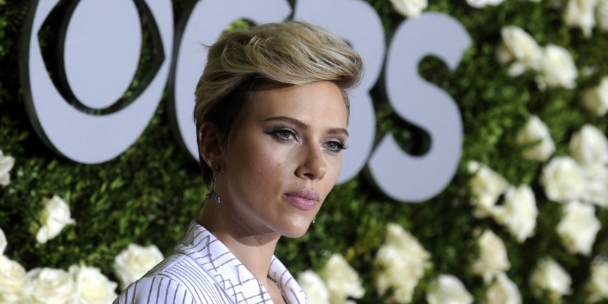 Scarlett Johansson lors de la 71ème cérémonie annuelle des Tony Awards 2017 au Radio City Music Hall à New York, le 11 juin 2017.