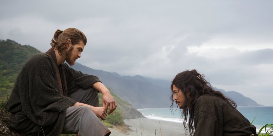 Andrew Garfield et Yôsuke Kubozuka dans
