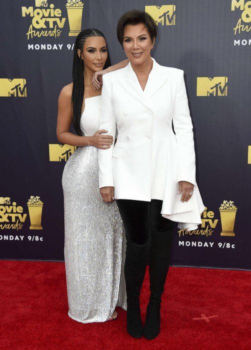 Kris Jenner est plus qu'une momanger pour Kim Kardashian Kris Jenner est plus qu'une momanger pour Kim Kardashian