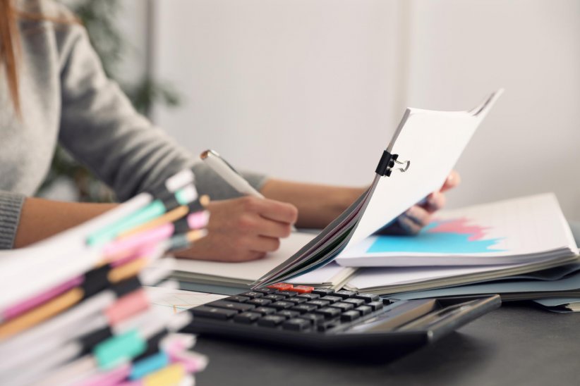 Une grosse charge administrative Une grosse charge administrative