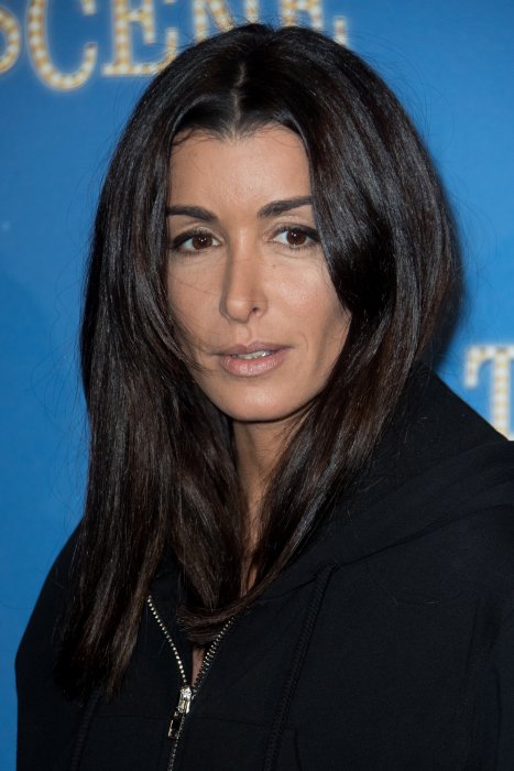 Jenifer : pas à l'aise avec son nez Jenifer : pas à l'aise avec son nez