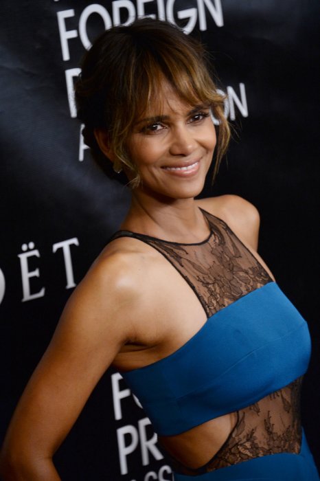 Halle Berry s'est retrouvée dans un foyer de sans-abris Halle Berry s'est retrouvée dans un foyer de sans-abris