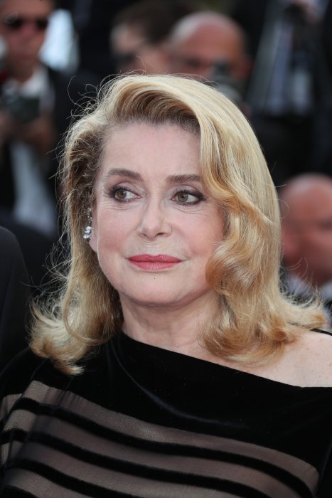 Catherine Deneuve s'exprime à propos du mouvement #MeToo Catherine Deneuve s'exprime à propos du mouvement #MeToo