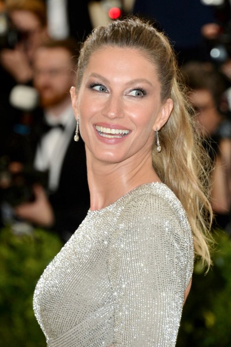 Gisele Bündchen, un accouchement très zen Gisele Bündchen, un accouchement très zen